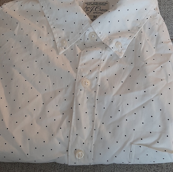 J CREW SLIM STRETCH SECRET WASH SHIRTING.98% ORGANIC COTTON.SZ::M MINI DOTS.
